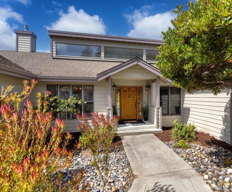 Exterior, Facade, American Craftsman
