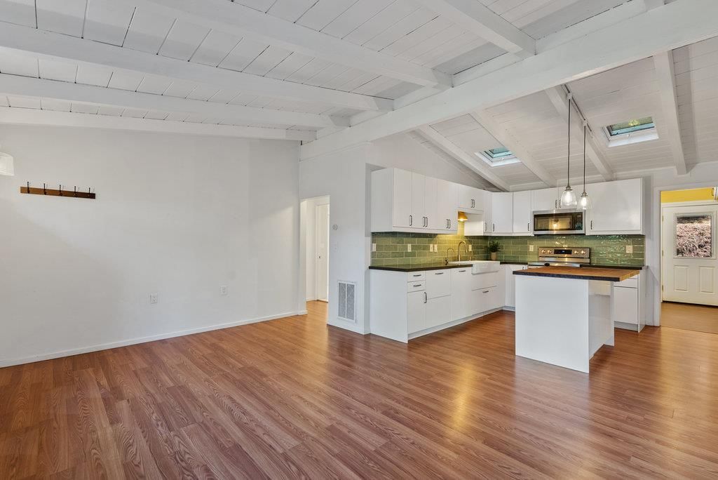 Empty room, Interior, Kitchen, Pendant Lights, Wood Texture Flooring