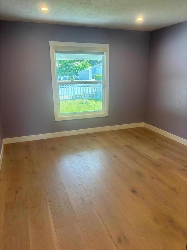 Empty room, Interior, Recessed Lighting, Wood Texture Flooring