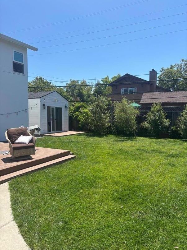 Backyard, Exterior