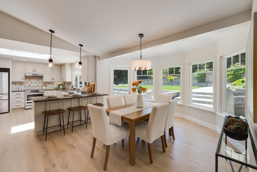 Dining room, Interior, Kitchen, Pendant Lights, Wood Texture Flooring