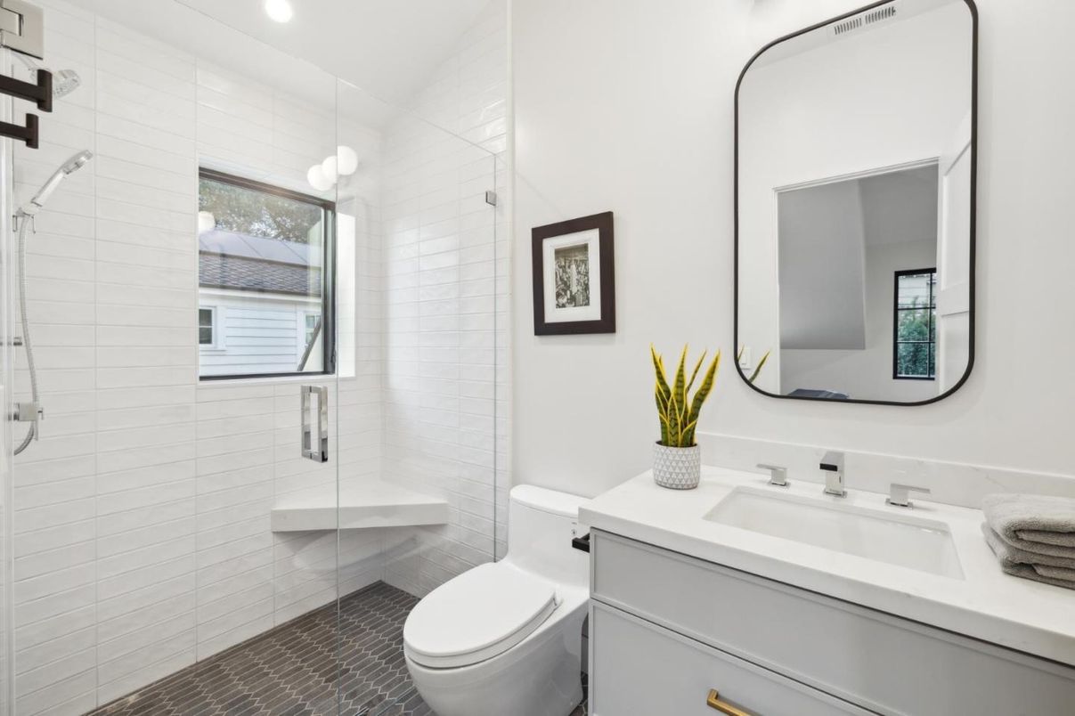 Bathroom, Glass Shower, Interior, Pendant Lights, Recessed Lighting