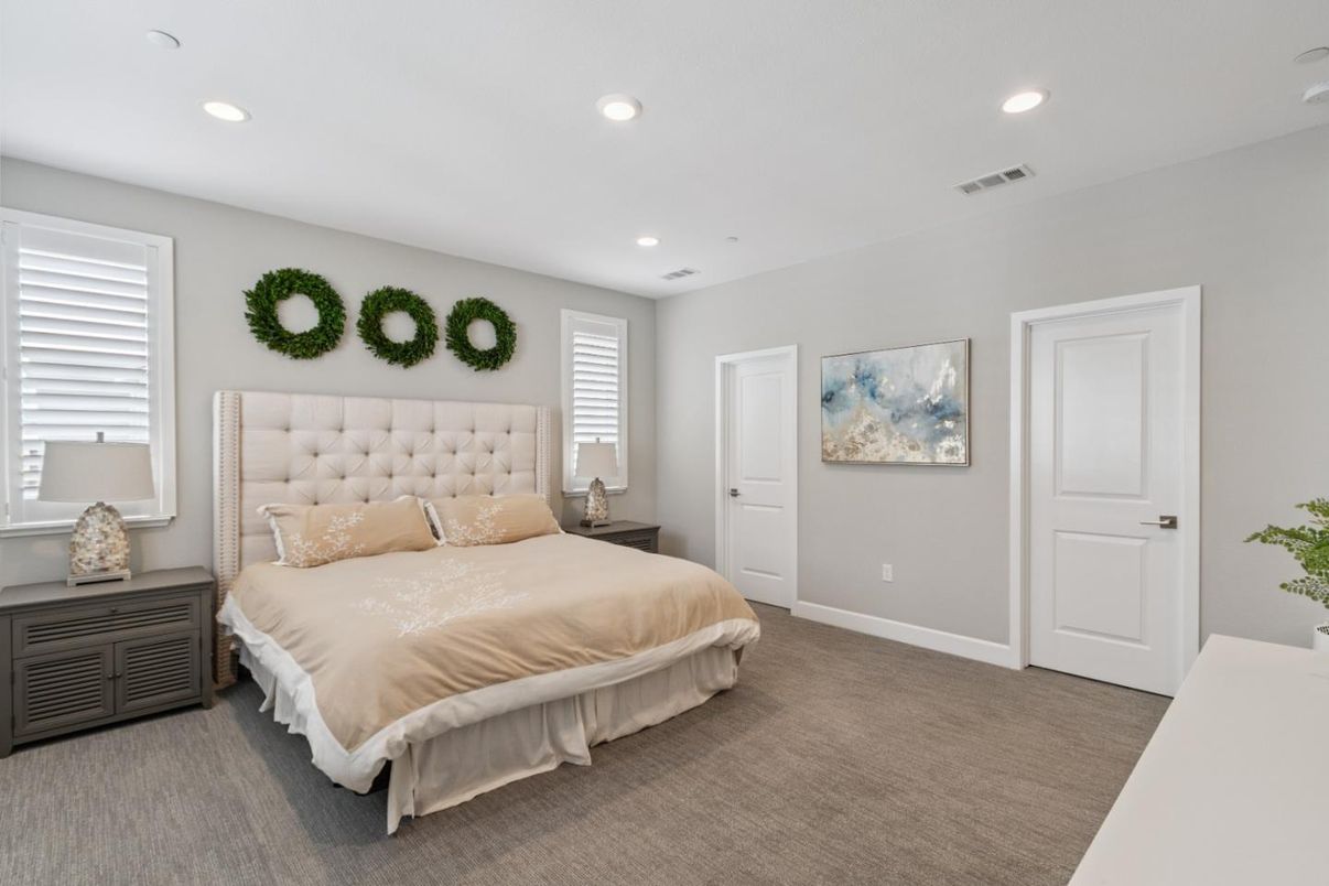 Bedroom, Interior, Recessed Lighting