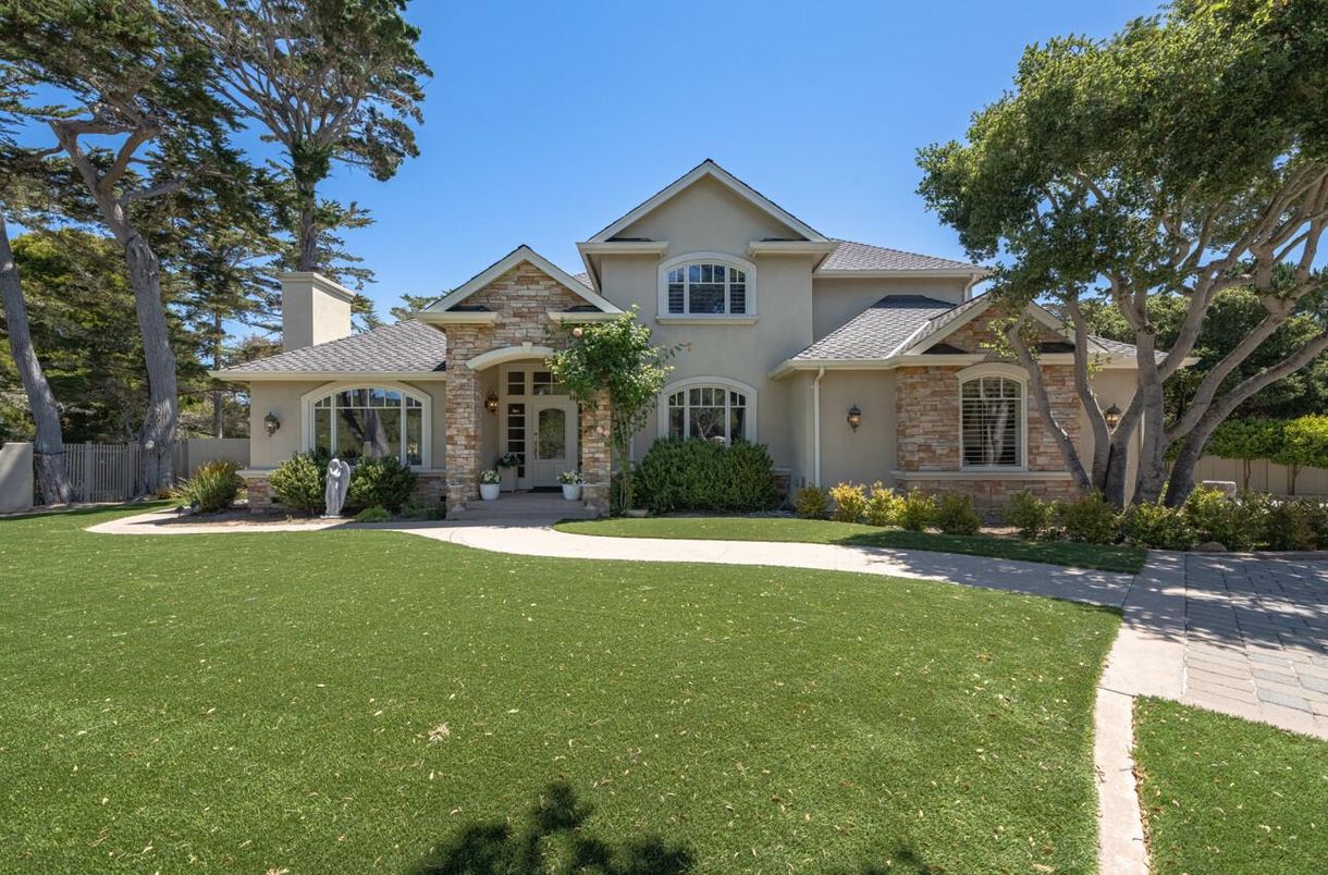 Backyard, Exterior, Facade, Mediterranean