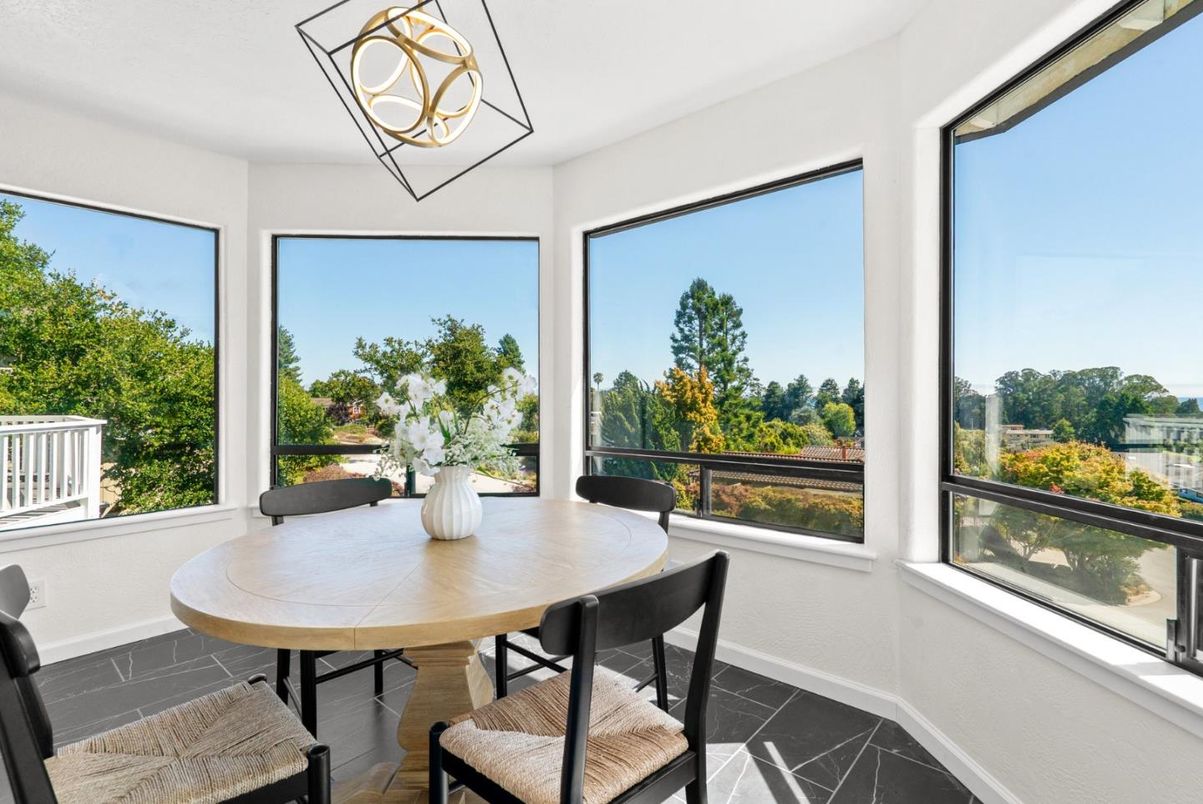 Dining room, Interior, Pendant Lights