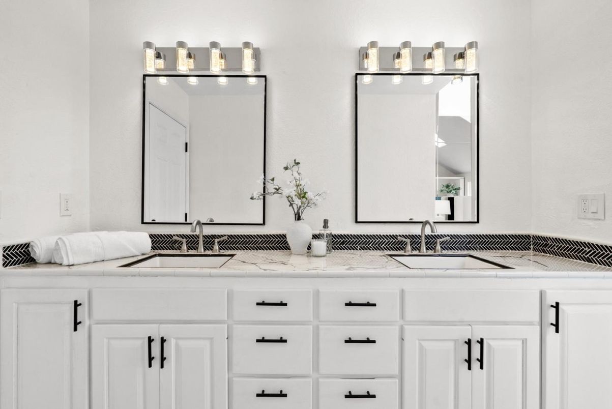 Bathroom, Dual Sink Vanities, Interior, Tile Countertops