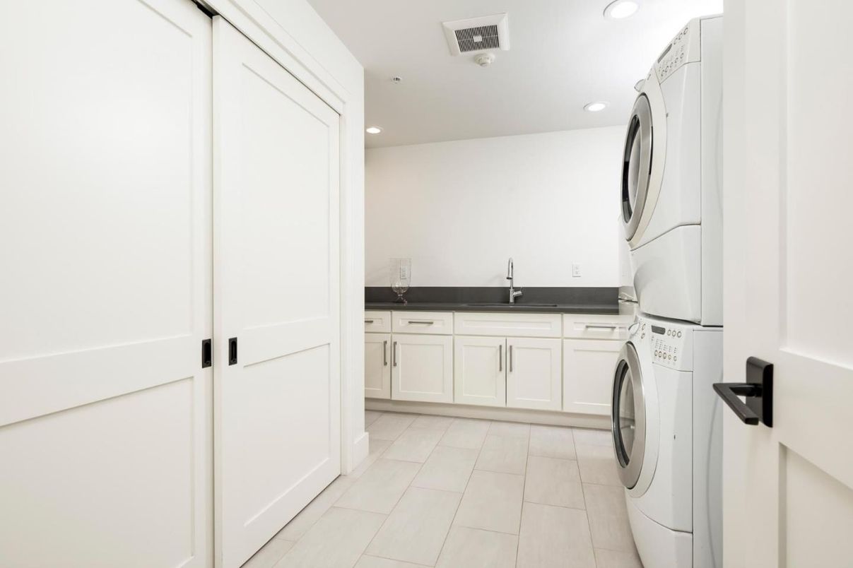 Interior, Recessed Lighting, Washer