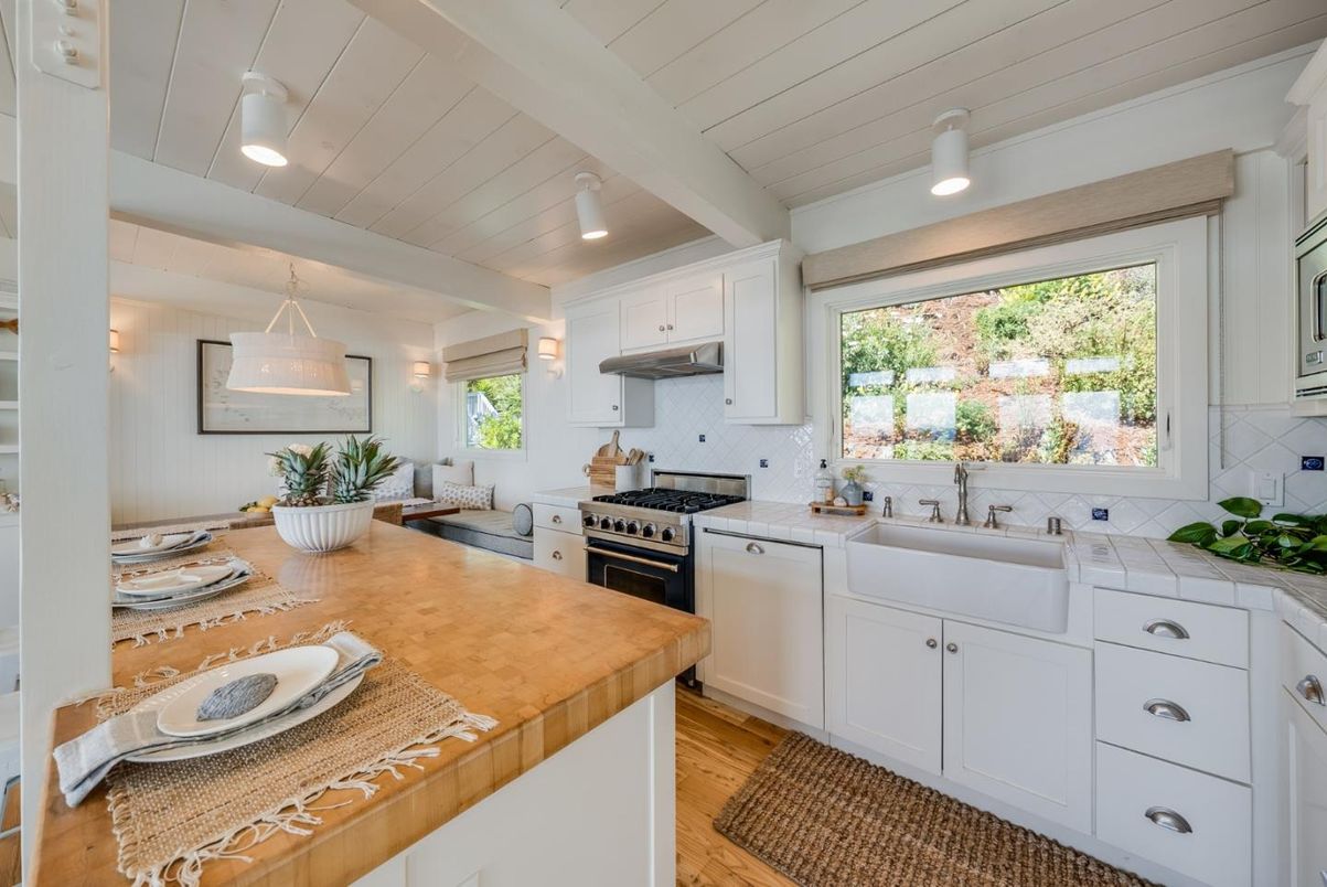 Interior, Kitchen, Pendant Lights, Recessed Lighting, Tile Countertops, Wood Texture Flooring