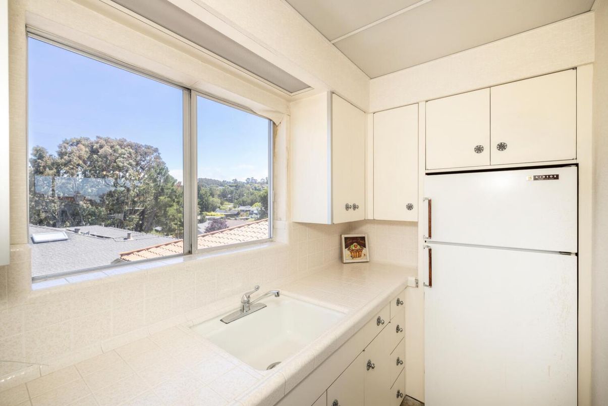 Interior, Kitchen, Tile Countertops