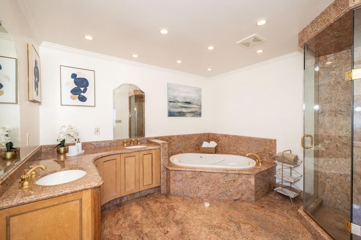 Bathroom, Dual Sink Vanities, Glass Shower, Interior, Recessed Lighting
