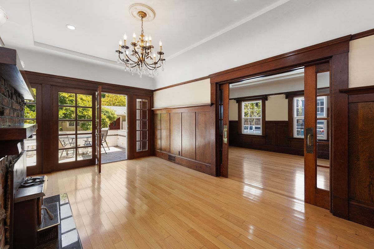 Chandelier, Empty room, Interior, Recessed Lighting, Wood Texture Flooring