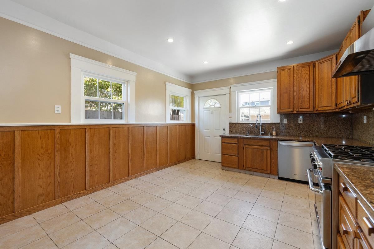Interior, Kitchen, Recessed Lighting