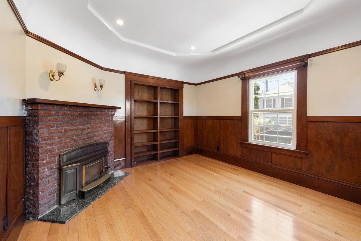 Empty room, Fireplace, Interior, Recessed Lighting, Wood Texture Flooring