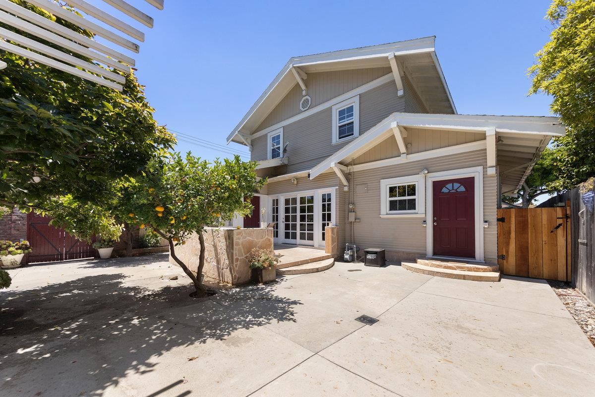 Exterior, Facade, American Craftsman