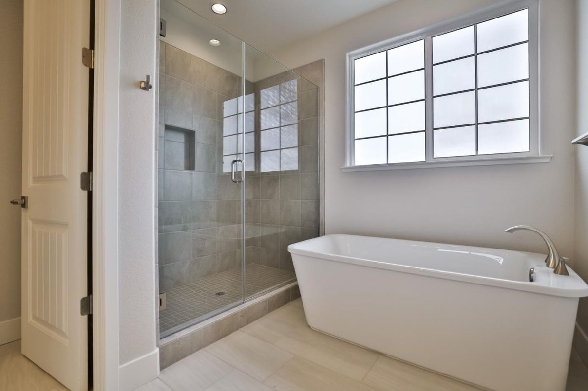 Bathroom, Free Standing Baths, Glass Shower, Interior, Recessed Lighting