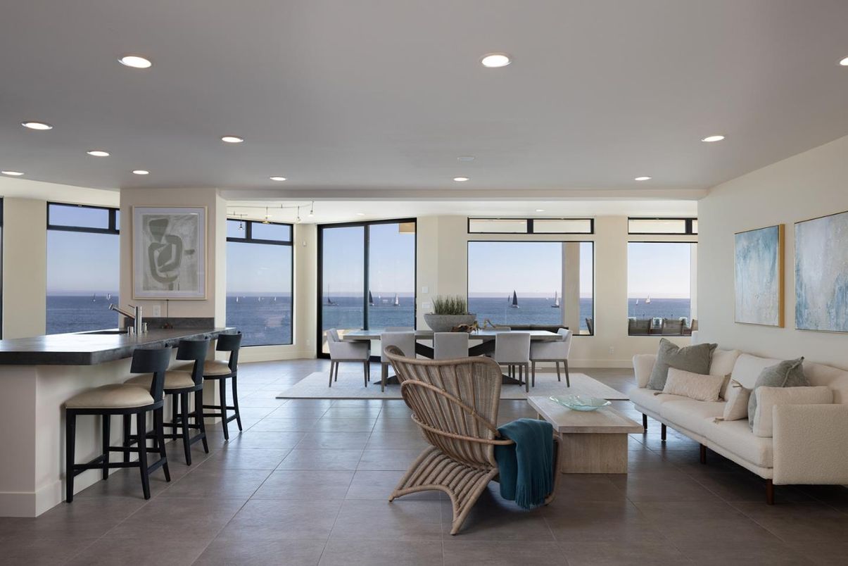 Dining room, Interior, Living room, Recessed Lighting, Water