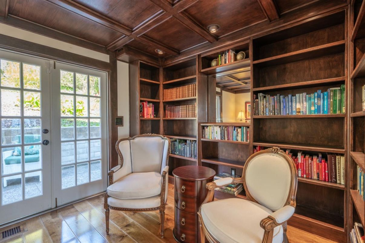 Home Office, Interior, Recessed Lighting, Wooden Beams, Wooden Ceilings, Wood Texture Flooring