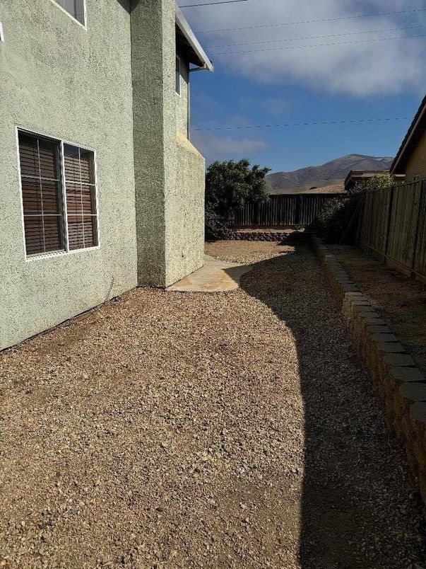 Backyard, Exterior