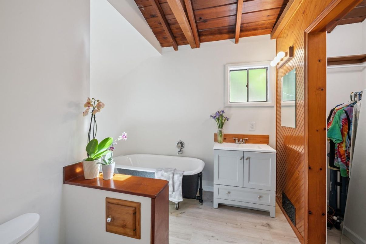Bathroom, Interior, Wooden Beams, Wooden Ceilings, Wood Texture Flooring