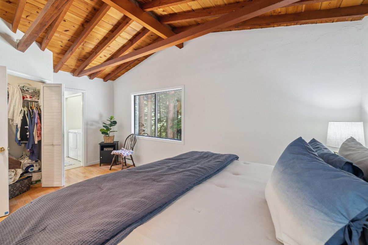 Bedroom, Interior, Wooden Beams, Wooden Ceilings