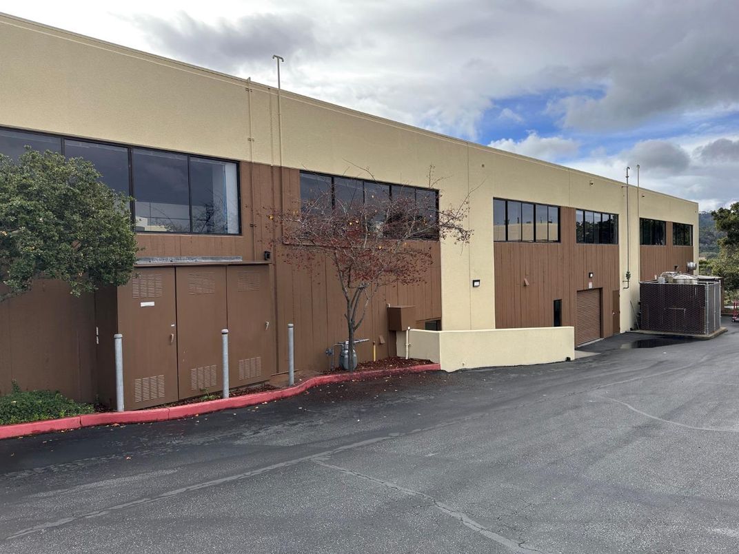 Exterior, Facade, None
