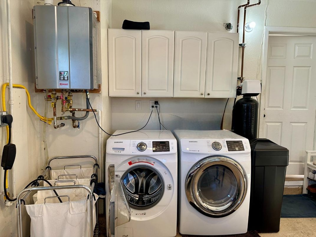 Interior, Washer