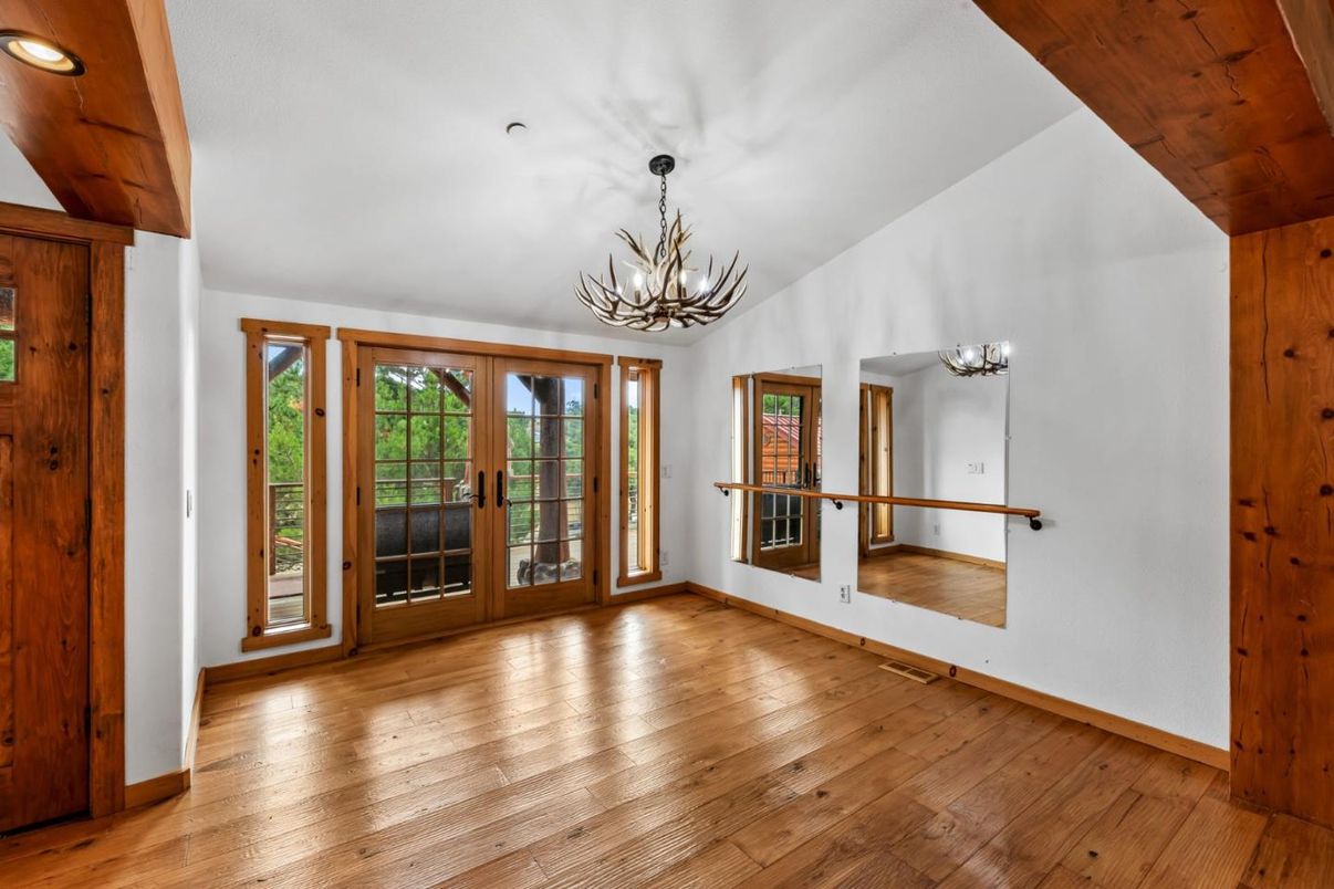 Chandelier, Empty room, Interior, Recessed Lighting, Wood Texture Flooring