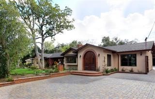 Backyard, Exterior, Facade, Ranch