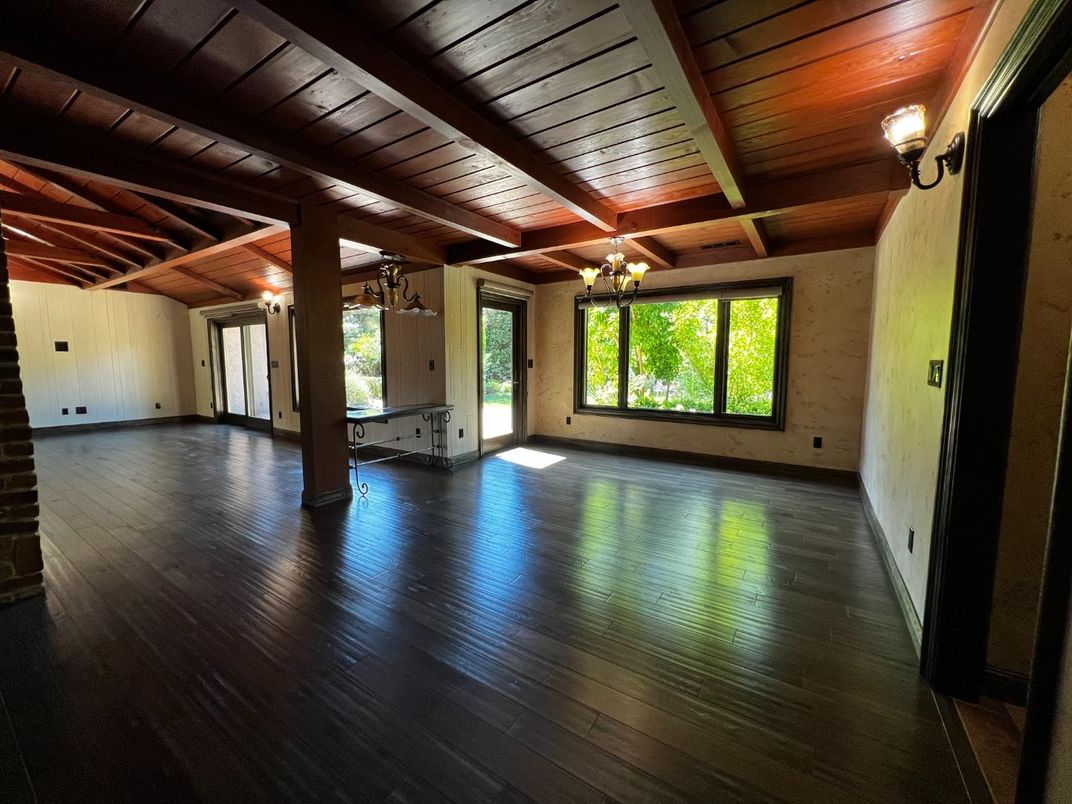 Chandelier, Empty room, Interior, Wooden Beams, Wooden Ceilings, Wood Texture Flooring