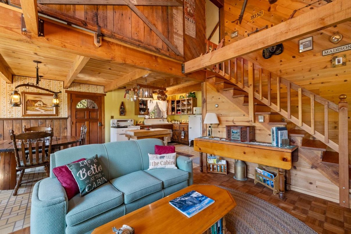 Chandelier, Dining room, Interior, Kitchen, Living room, Pendant Lights, Wooden Beams, Wooden Ceilings, Wood Texture Flooring, Wooden Walls