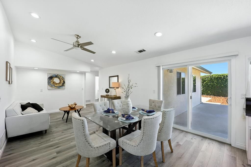 Dining room, Interior, Recessed Lighting, Wood Texture Flooring