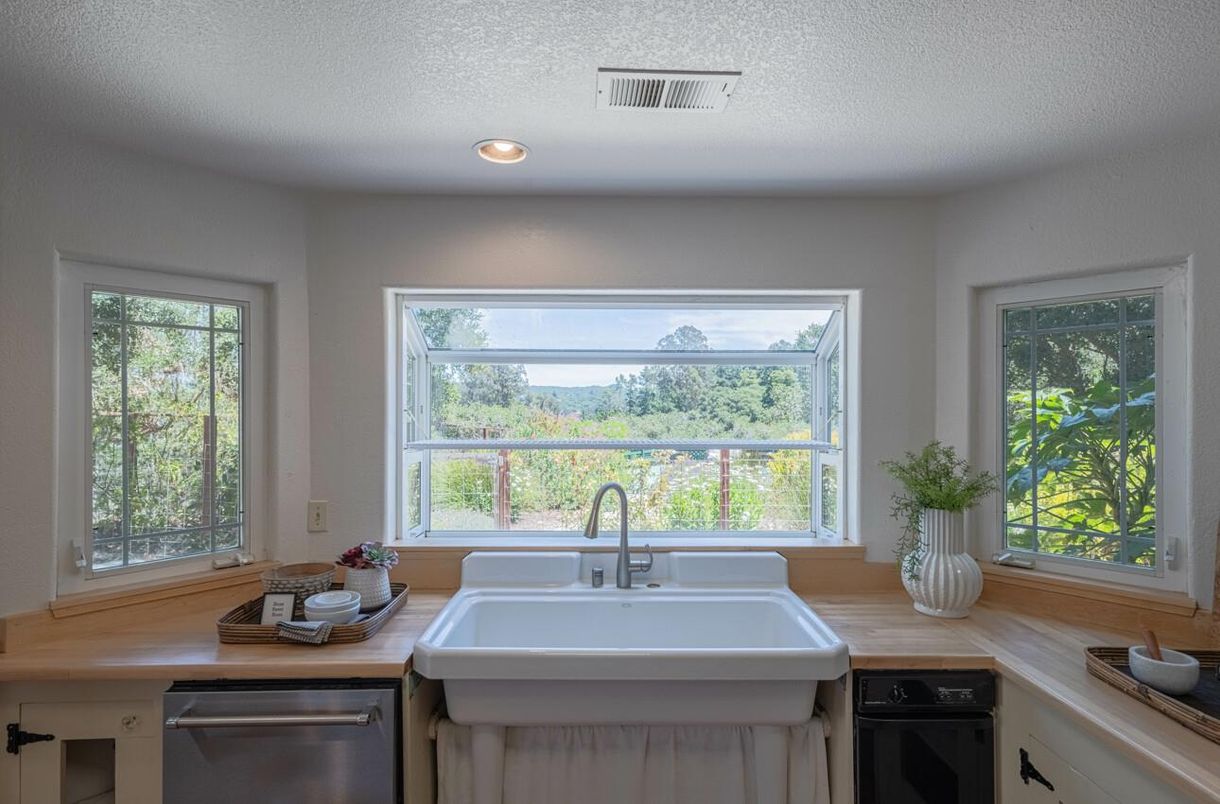 Interior, Kitchen, Recessed Lighting