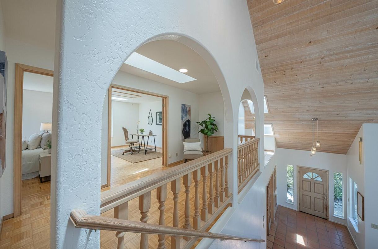 Interior, Pendant Lights, Recessed Lighting, Wooden Ceilings