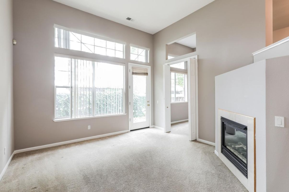 Empty room, Fireplace, Interior