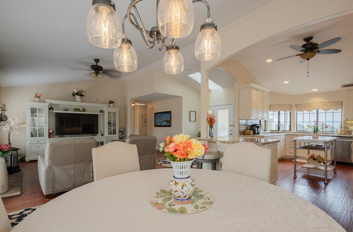 Dining room, Interior, Kitchen, Living room, Pendant Lights, Recessed Lighting, Wood Texture Flooring