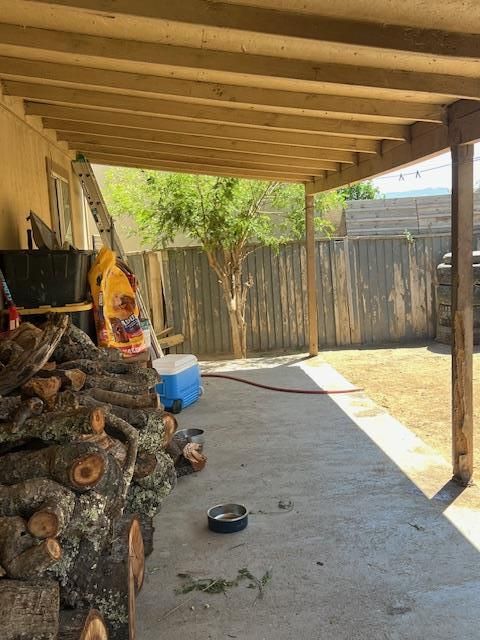 Backyard, Exterior