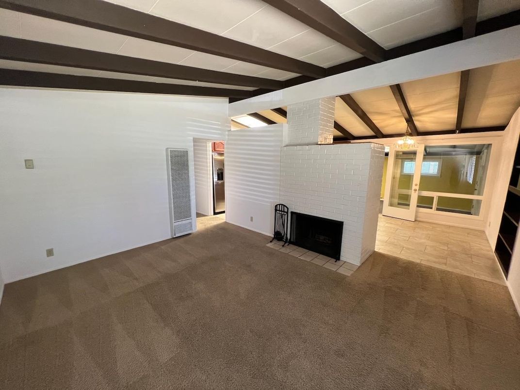 Empty room, Fireplace, Interior, Wooden Beams