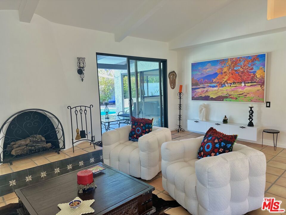 Fireplace, Interior, Living room