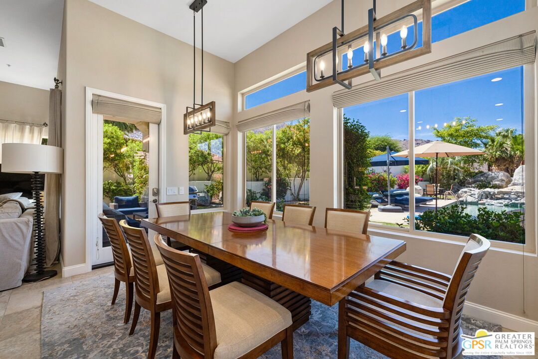 Dining room, Interior, Pendant Lights