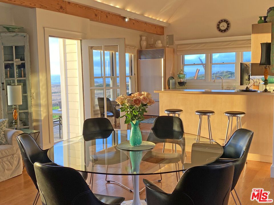 Dining room, Interior, Water, Wood Texture Flooring