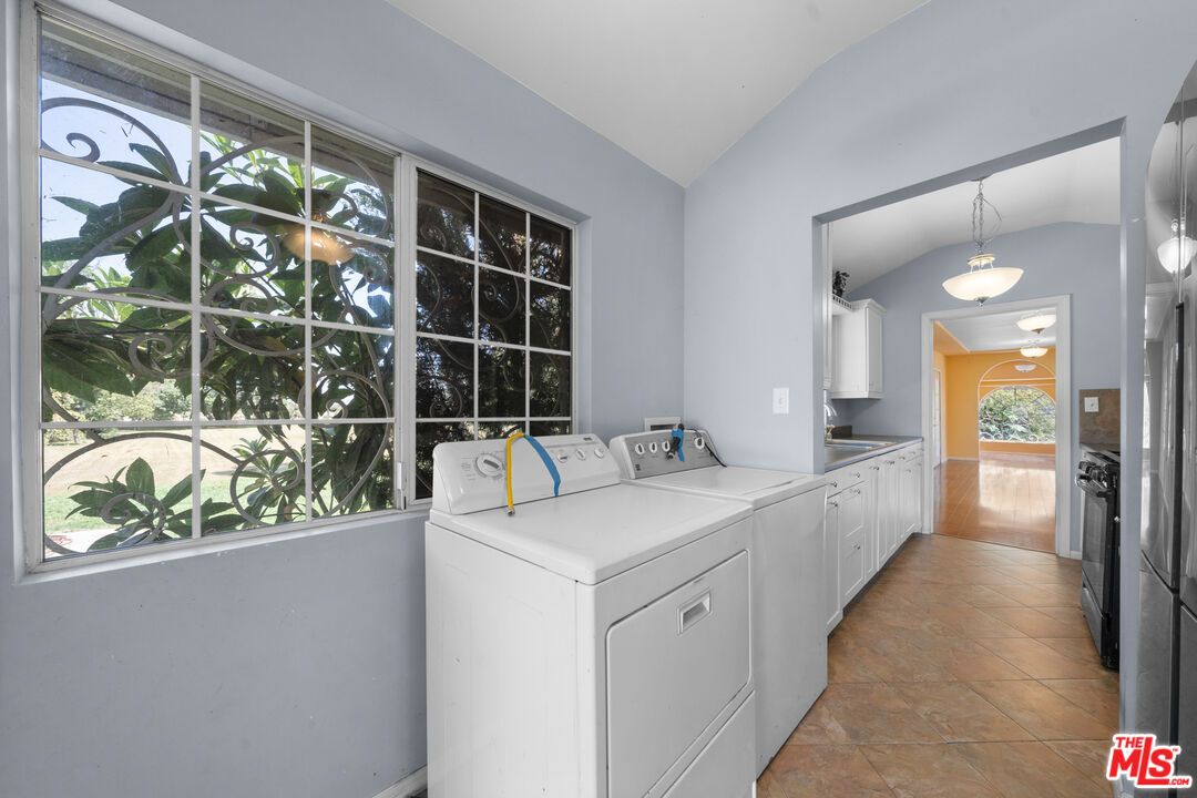 Interior, Pendant Lights, Washer