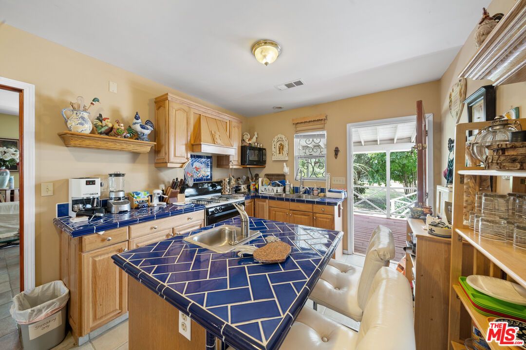 Interior, Kitchen, Tile Countertops