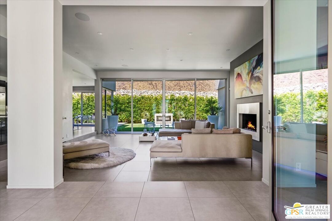Fireplace, Interior, Living room, Recessed Lighting
