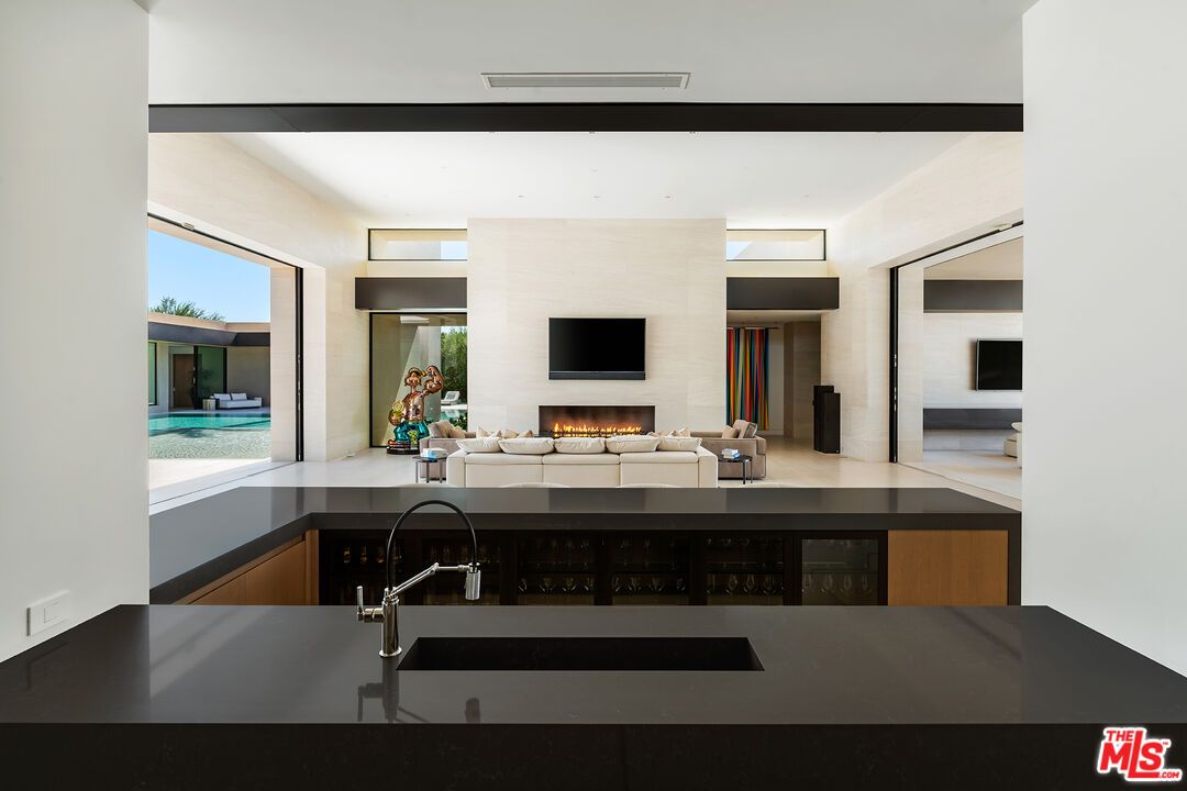 Fireplace, Interior, Living room