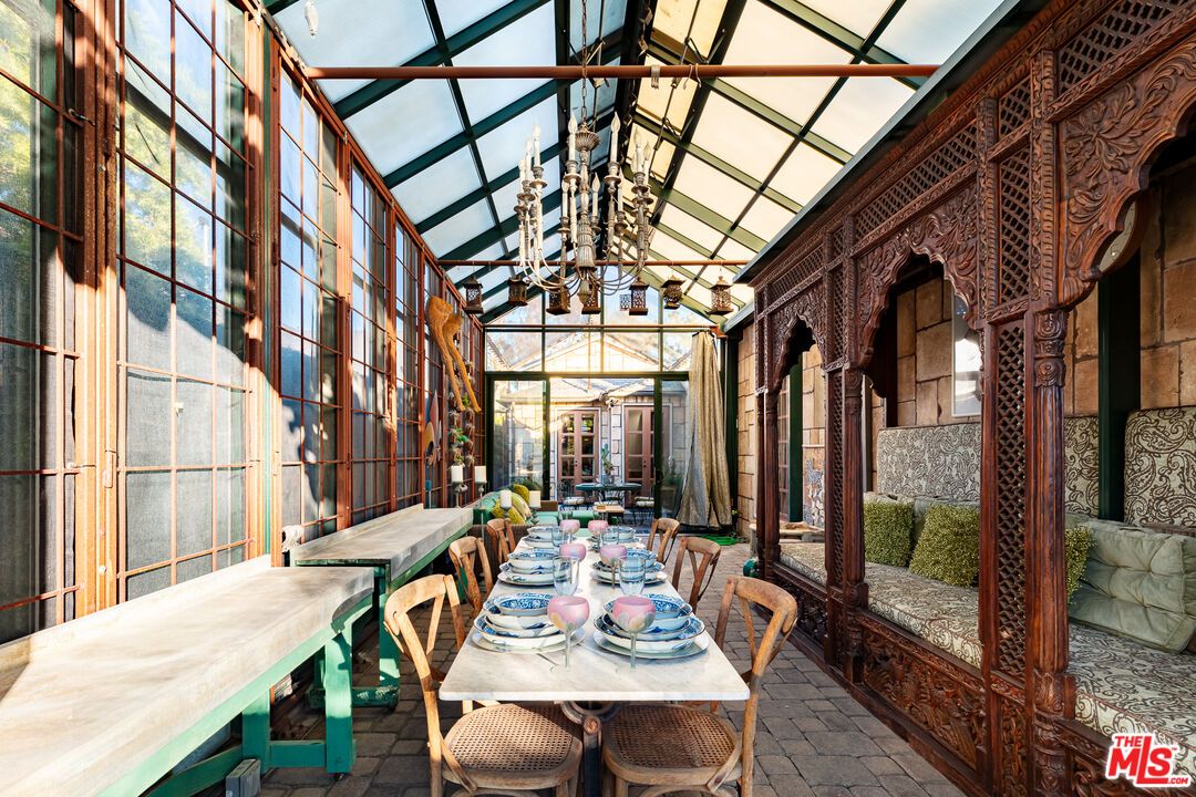 Dining room, Interior, Sun Room