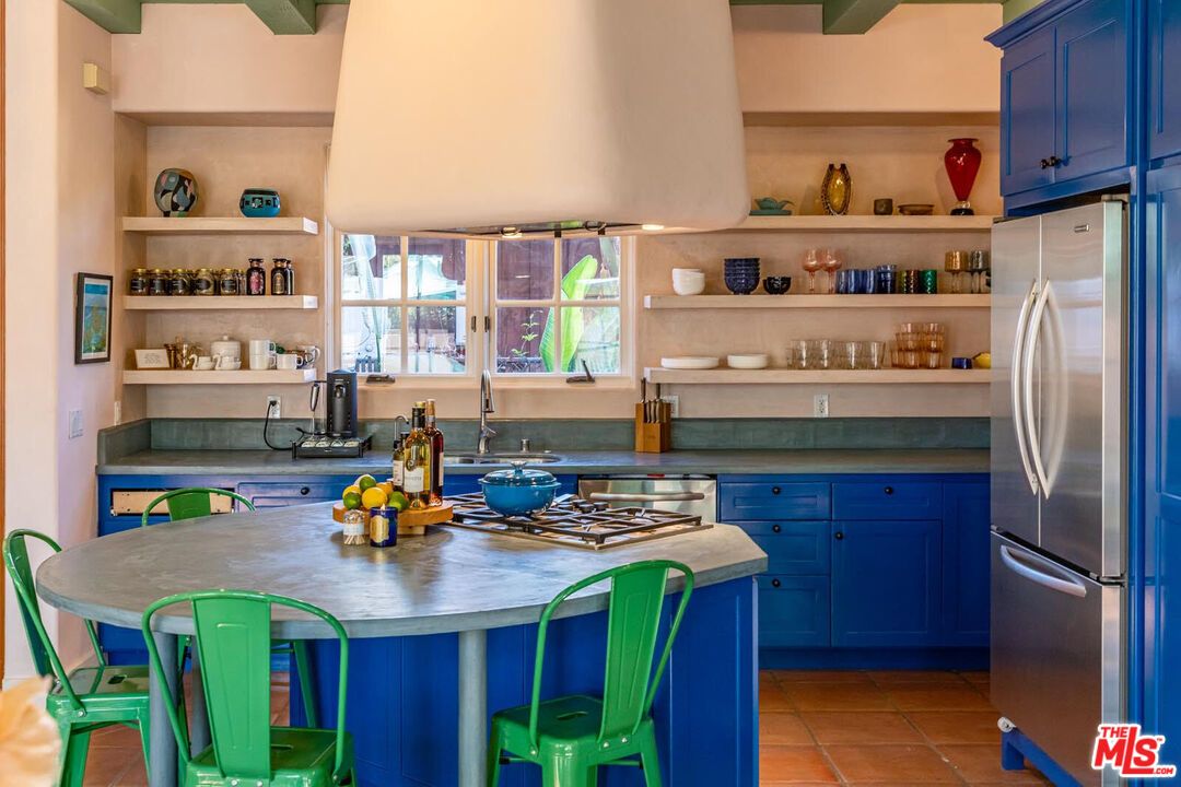 Interior, Kitchen, Stainless Steel Appliances