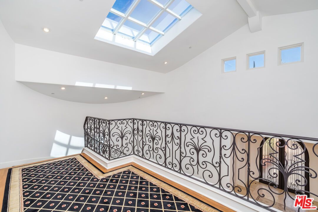 Glass Ceilings, Interior, Recessed Lighting