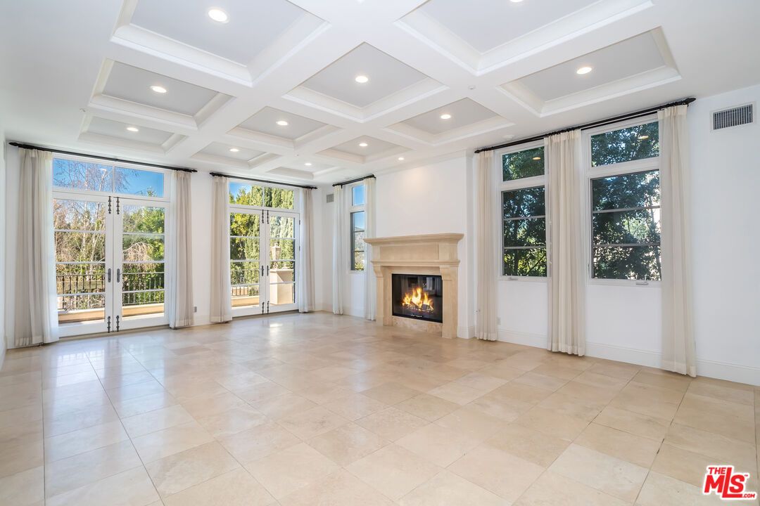 Empty room, Fireplace, Interior, Recessed Lighting