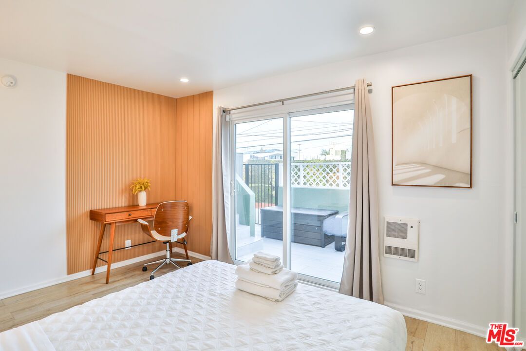 Bedroom, Home Office, Interior, Recessed Lighting, Wood Texture Flooring