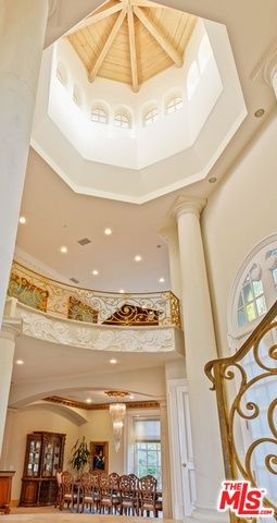 Chandelier, Interior, Recessed Lighting, Wooden Beams, Wooden Ceilings